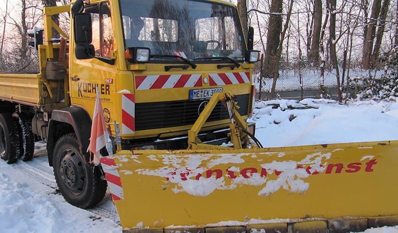 Küchler Straßen- u. Tiefbau - Salz- und Splittstreuung